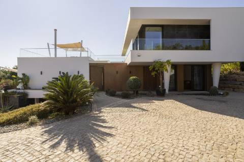 Fantástica moradia de Luxo de 4 quartos com vista mar
