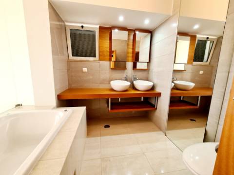 VENDIDA PELA ' TA MAISON DE RÊVE'