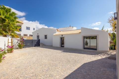 Villa de luxo com 6 quartos Santa Bárbara de Nexe