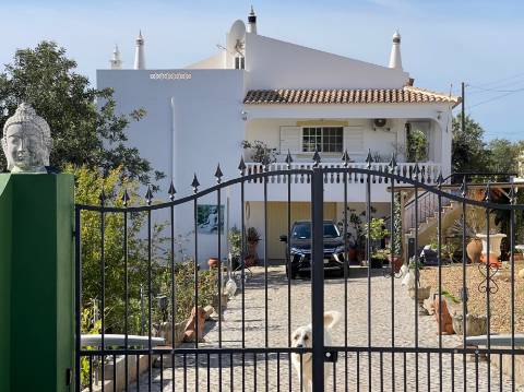 VENDIDA PELA ' TA MAISON DE RÊVE'