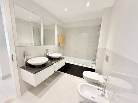 Luxuoso apartamento T2 virado para Sul em Pine Hills, Vilamoura