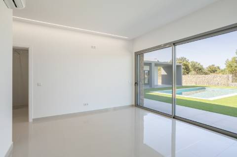 VENDIDA PELA ' TA MAISON DE RÊVE'
