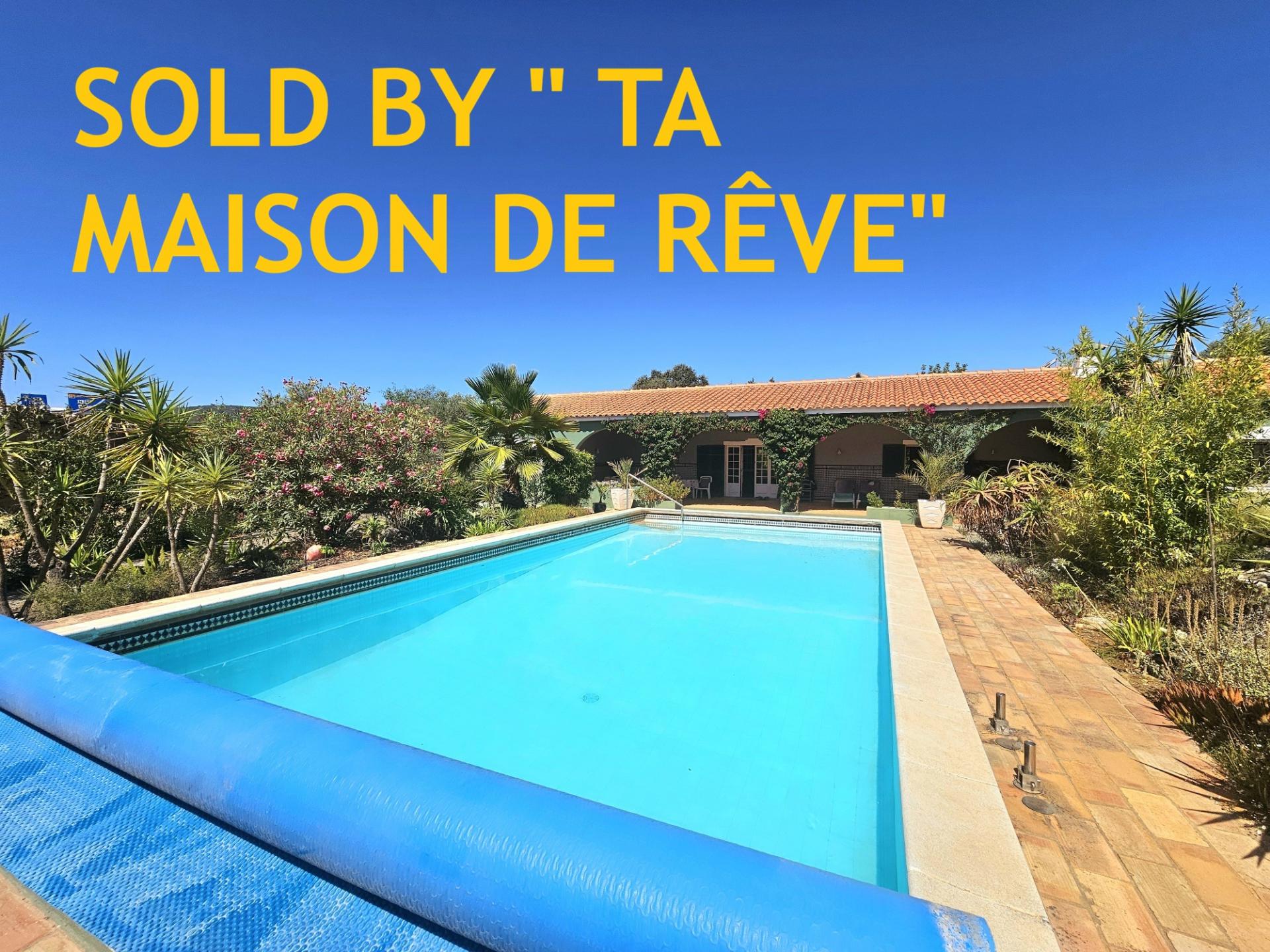 VENDIDA PELA ' TA MAISON DE RÊVE'