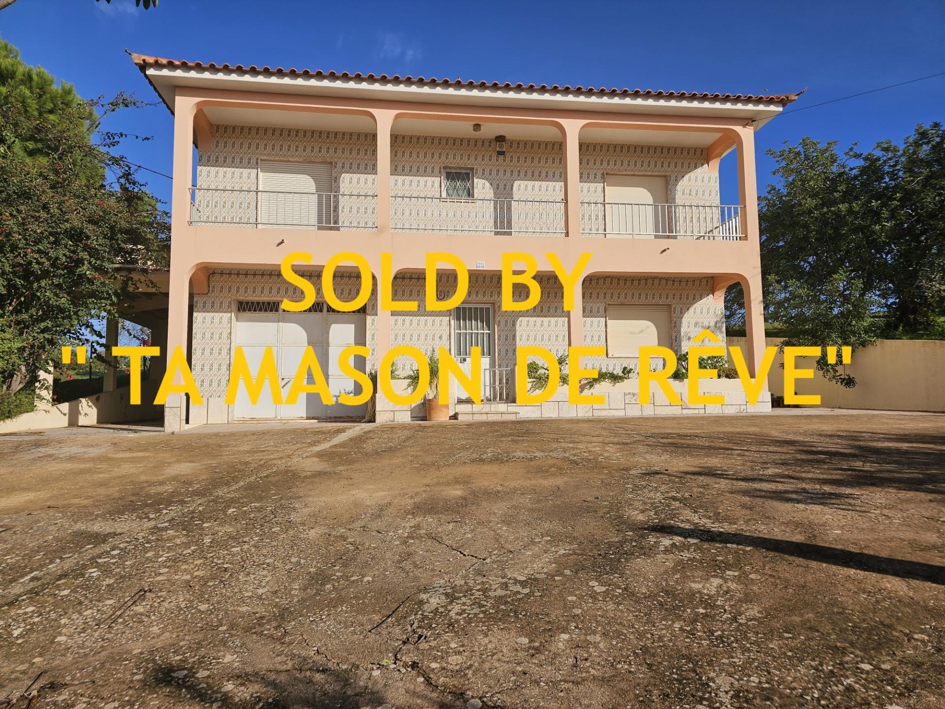 VENDIDA PELA ' TA MAISON DE RÊVE'