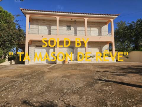 VENDIDA PELA ' TA MAISON DE RÊVE'