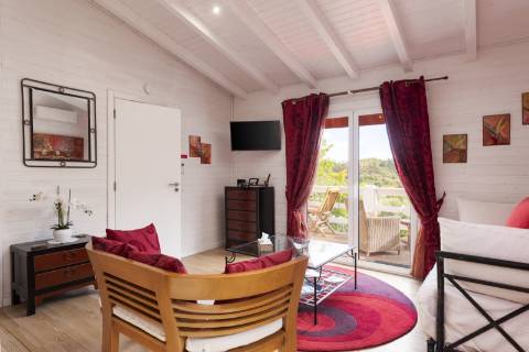 V3 + Chalet com Piscina e Jacuzzi - Vistas Deslumbrantes e Licença AL
