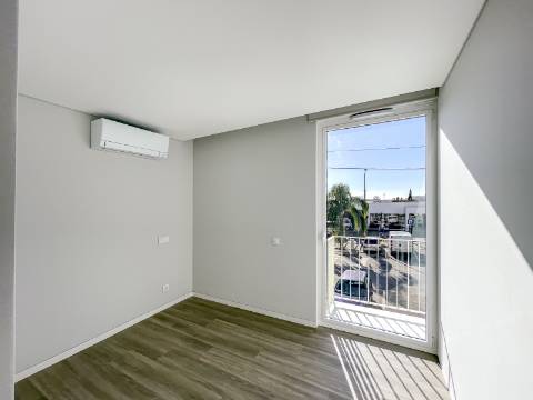 Apartamento T3 Moderno em Almancil com Excelente Localização