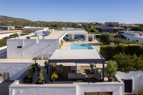 VENDIDA PELA ' TA MAISON DE RÊVE'