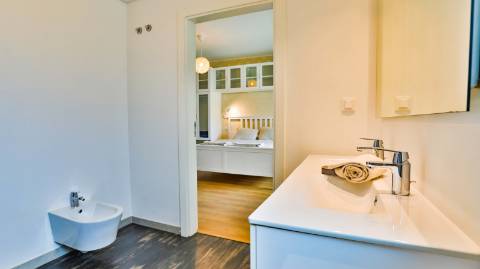 Apartamento T2 com piscina e garagem- em Vilamoura