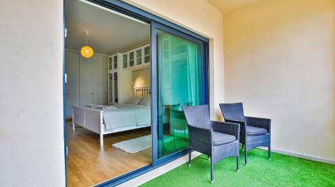 Apartamento T2 com piscina e garagem- em Vilamoura