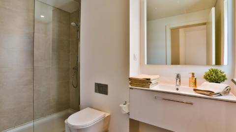 Apartamento T2 com piscina e garagem- em Vilamoura