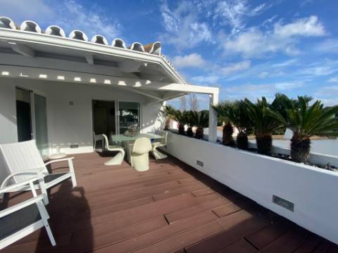 VENDIDA PELA 'TA MAISON DE RÊVE'