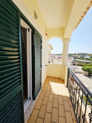 VENDIDA PELA 'TA MAISON DE RÊVE'
