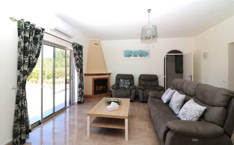 VENDIDA PELA 'TA MAISON DE RÊVE'