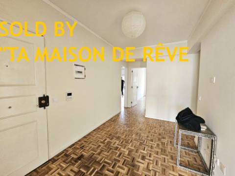 VENDIDA PELA 'TA MAISON DE RÊVE'