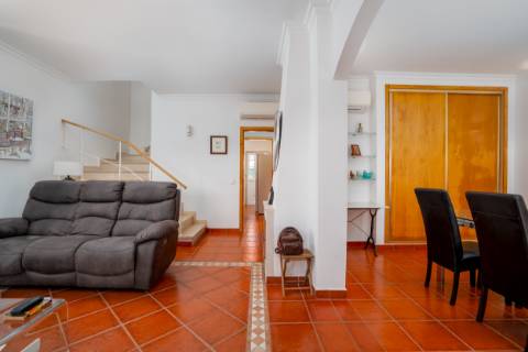 Moradia em condomínio privado, perto de Vale do Lobo