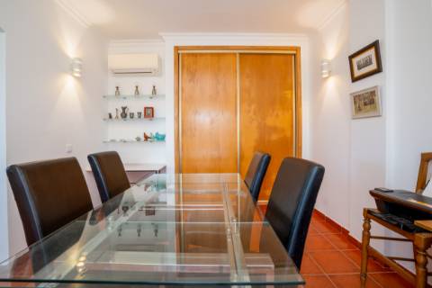 Moradia em condomínio privado, perto de Vale do Lobo