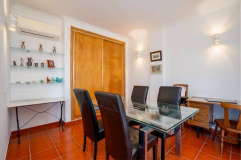 Moradia em condomínio privado, perto de Vale do Lobo