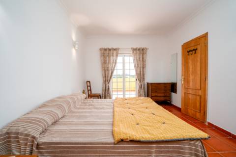 Moradia em condomínio privado, perto de Vale do Lobo
