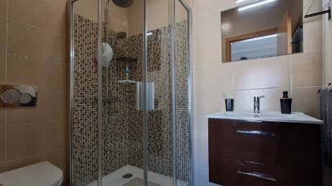 Moradia T3 com Terraço e Garagem em Salir - Conforto e Tranquilidade no Algarve