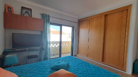 Moradia T3 com Terraço e Garagem em Salir - Conforto e Tranquilidade no Algarve