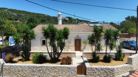 Moradia Tradicional Térrea 3 quartos e piscina