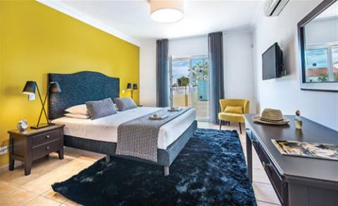 EXCLUSIVIDADE Moradia 4 quartos com piscina e garagem e furo.