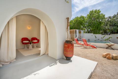 Quinta renovado com muito gosto e vista mar