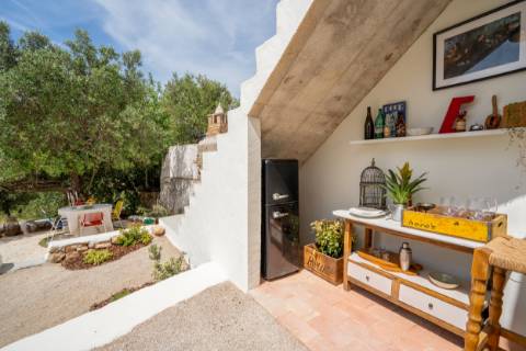 Quinta renovado com muito gosto e vista mar