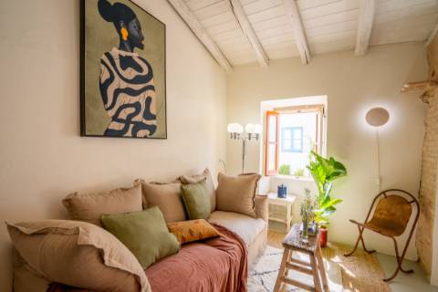 Quinta renovado com muito gosto e vista mar