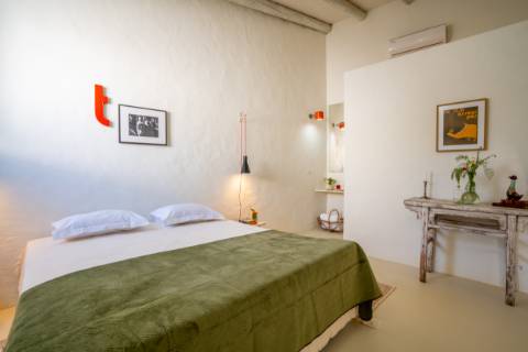 Quinta renovado com muito gosto e vista mar