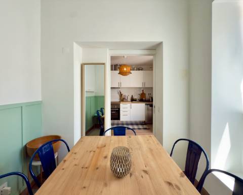 CPCV ASSINADO
Casa com charme autêntico I 2 quartos I Patio I Rooftop no centro histórico de Olhão
