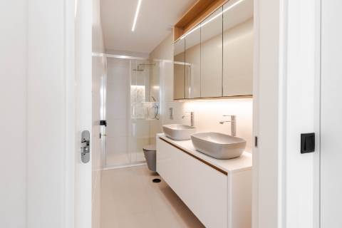 Deslumbrante moradia de 3 quartos, concebida para aliar conforto, praticidade e elegância no dia a dia.