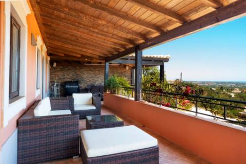 Elegante Quinta com Vista Deslumbrante sobre o Atlântico em Santa Bárbara de Nexe