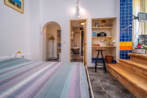 Propriedade Única em Zona Privilegiada com Vista Mar e Piscina - Loulé