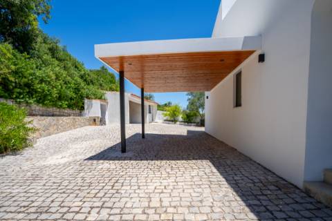 A Elegância Contemporânea Perante o Infinito