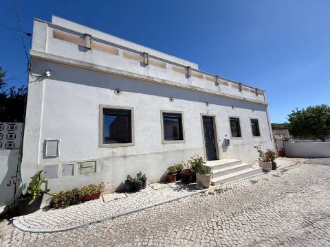 Moradia T3 em Almancil com Excelente Localização