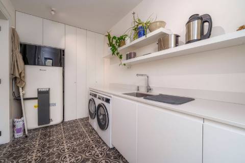 Moradia contemporânea excecional com vistas deslumbrantes sobre o mar