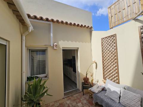 Moradia totalmente renovada no coração de Loulé