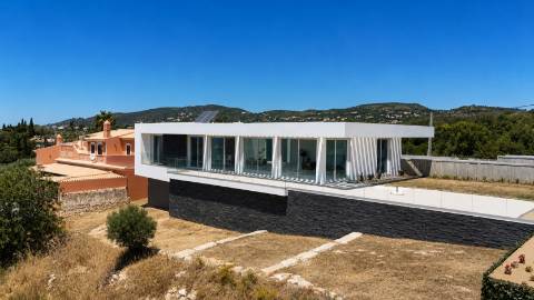 MORADIA 3 QUARTOS COM VISTA MAR PARA VENDA EM FARO