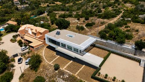 MORADIA 3 QUARTOS COM VISTA MAR PARA VENDA EM FARO