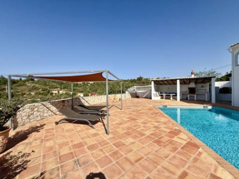 Moradia V3 com vista mar e piscina - Loulé