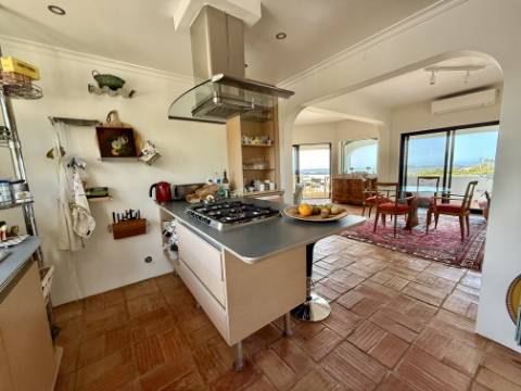 Moradia V3 com vista mar e piscina - Loulé