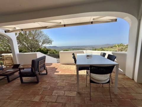 Moradia V3 com vista mar e piscina - Loulé