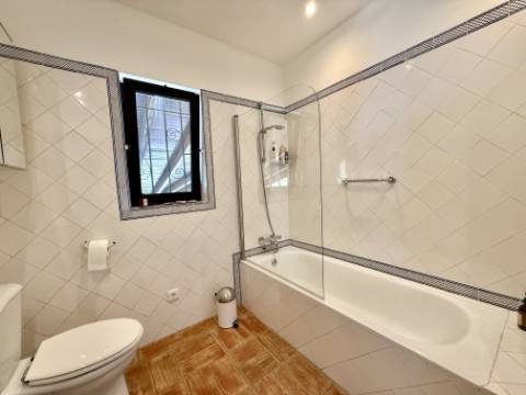 Moradia V3 com vista mar e piscina - Loulé