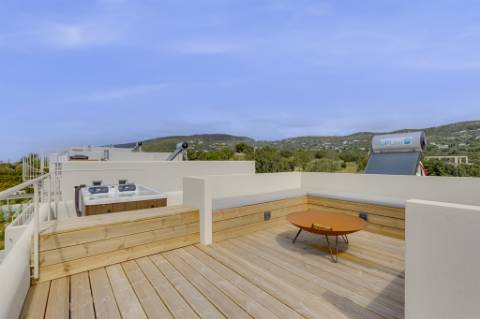 Moradia nova de 3 quartos com vista mar em St.Barbara de Nexe