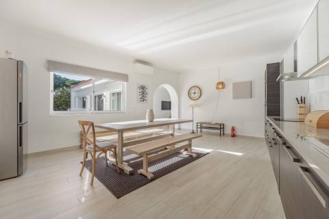 Moradia de charme V3, perto da praia e do golfe no prestigiado Triângulo Dourado, Fonte Santa - Quarteira
