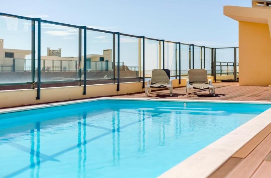 Apartamento T1 na Marina de Olhão com piscina
