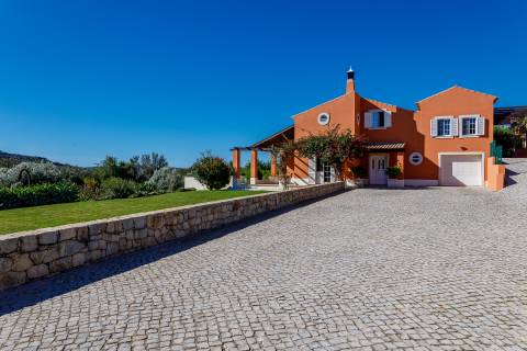 Moradia de Charme com Piscina e Vista Campo | São Brás de Alportel