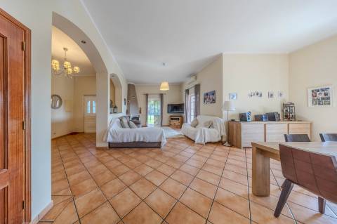 Moradia de Charme com Piscina e Vista Campo | São Brás de Alportel